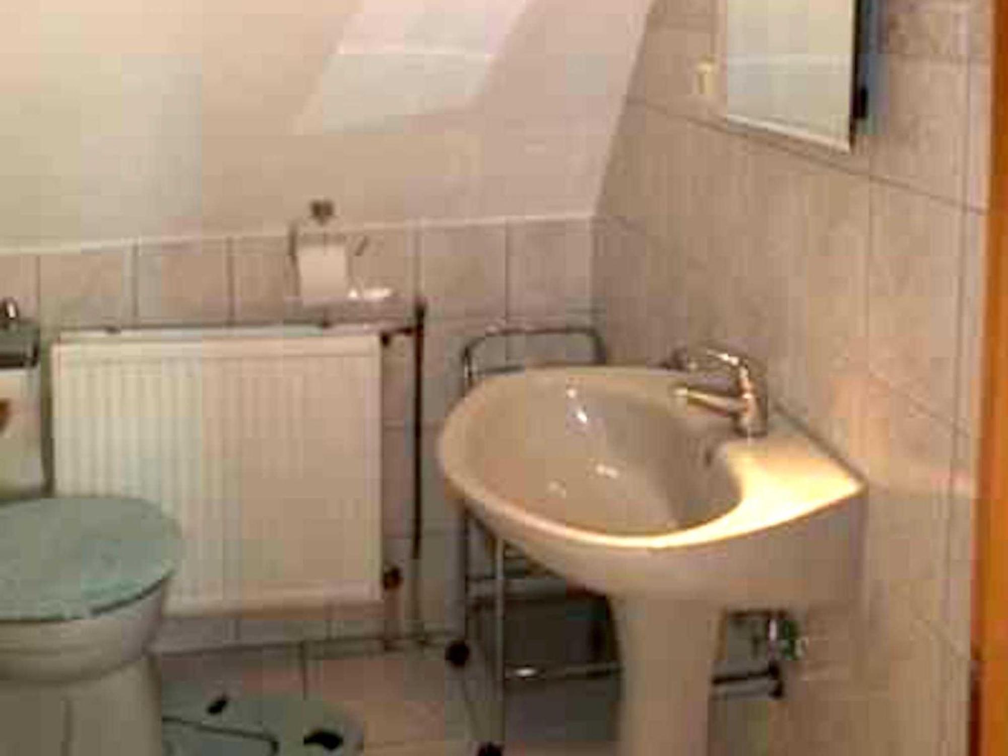 Privatunterkunft Reetdachhaus 